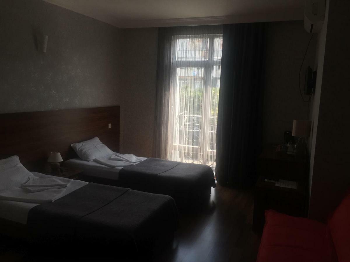 Guest House Smile Кобулеті Екстер'єр фото