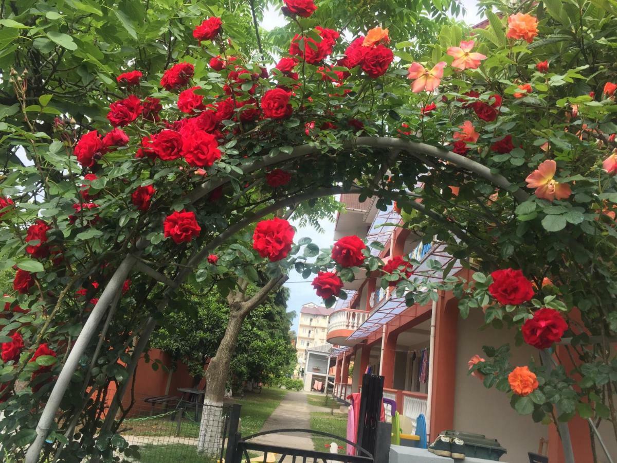 Guest House Smile Кобулеті Екстер'єр фото